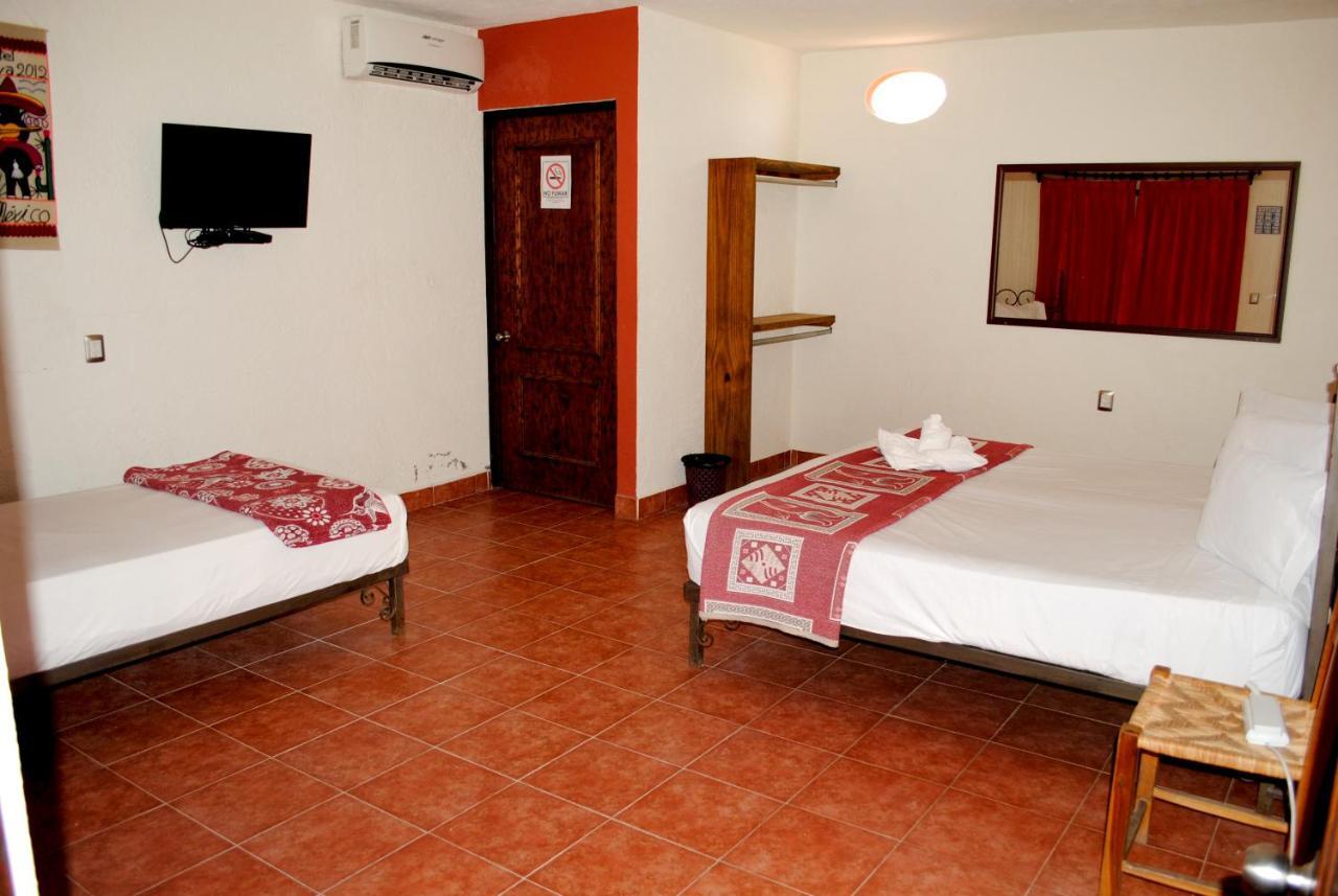Hotel Maya 2012 Amacuzac 外观 照片
